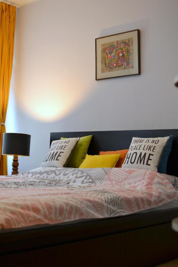 City Center Lovely Studio Apartment Beograd Bagian luar foto