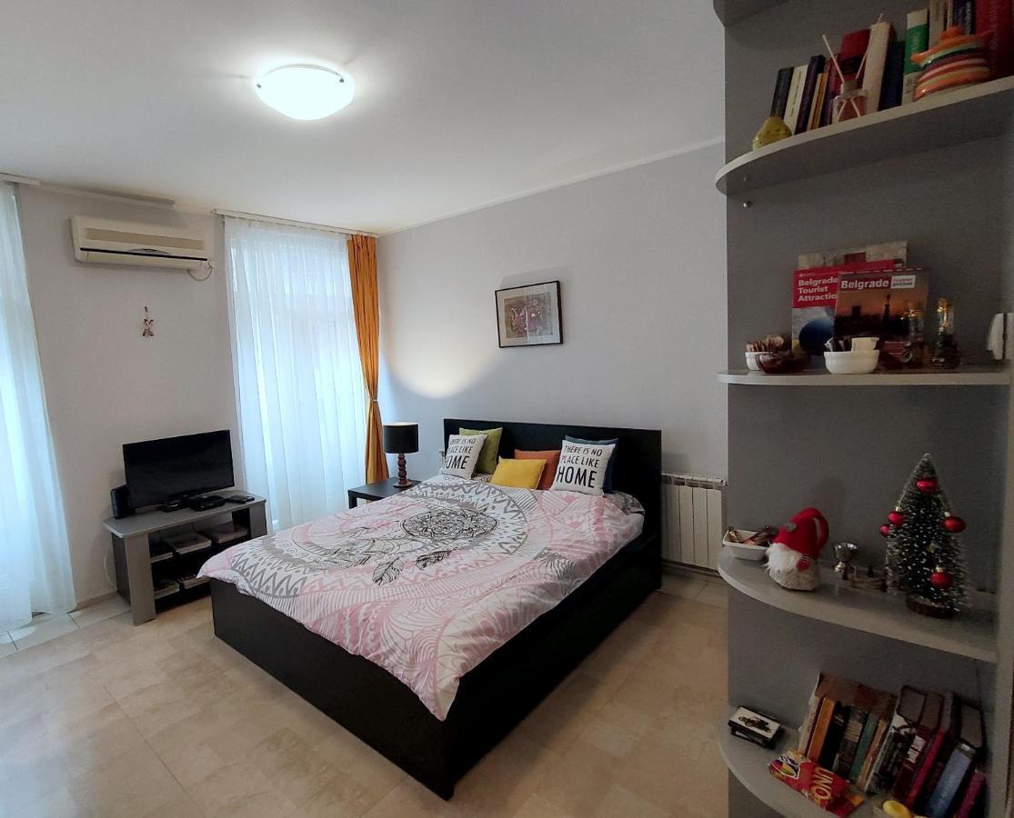 City Center Lovely Studio Apartment Beograd Bagian luar foto